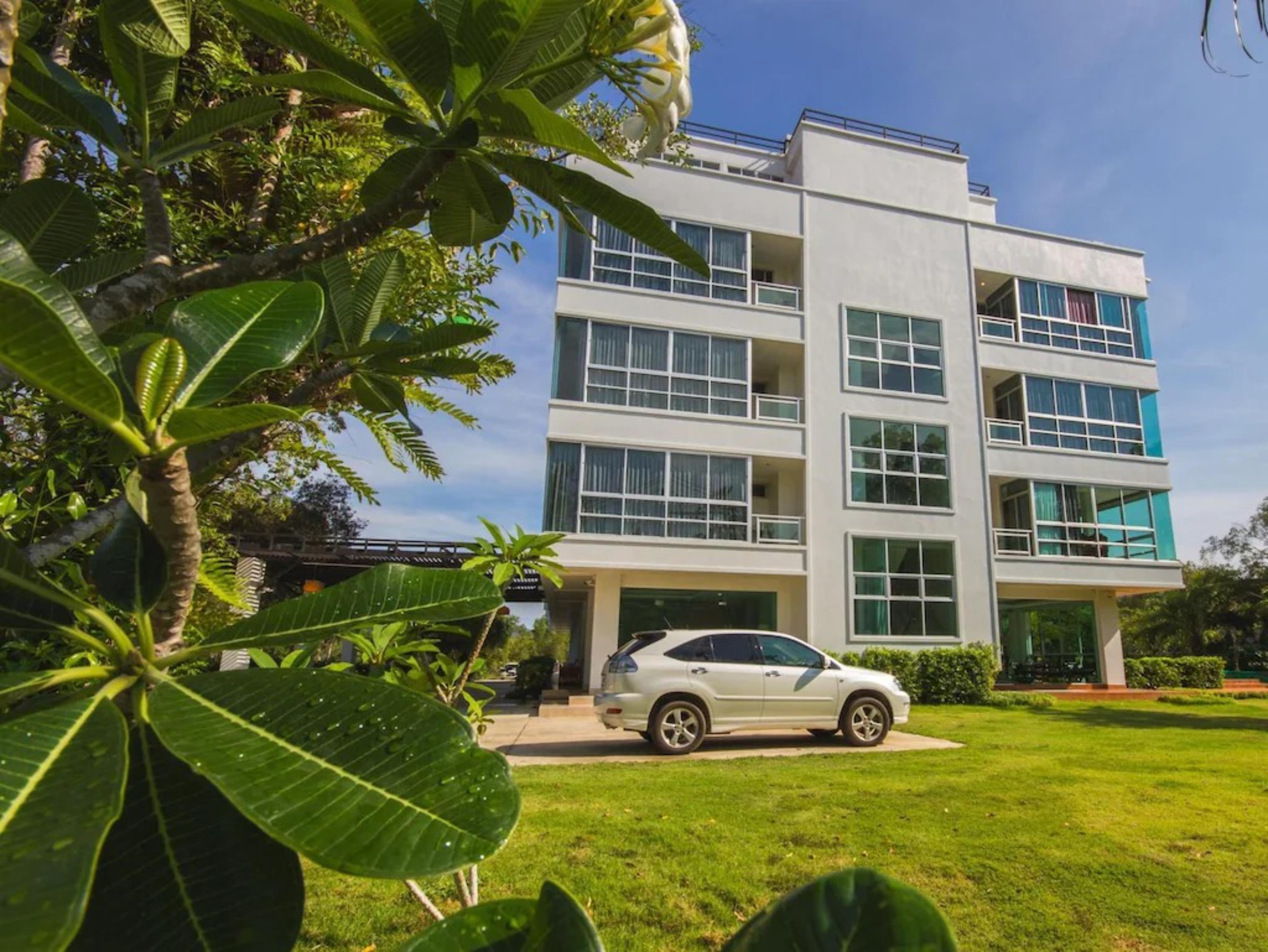 The Pano Hotel & Residence Ao Nang Exterior foto