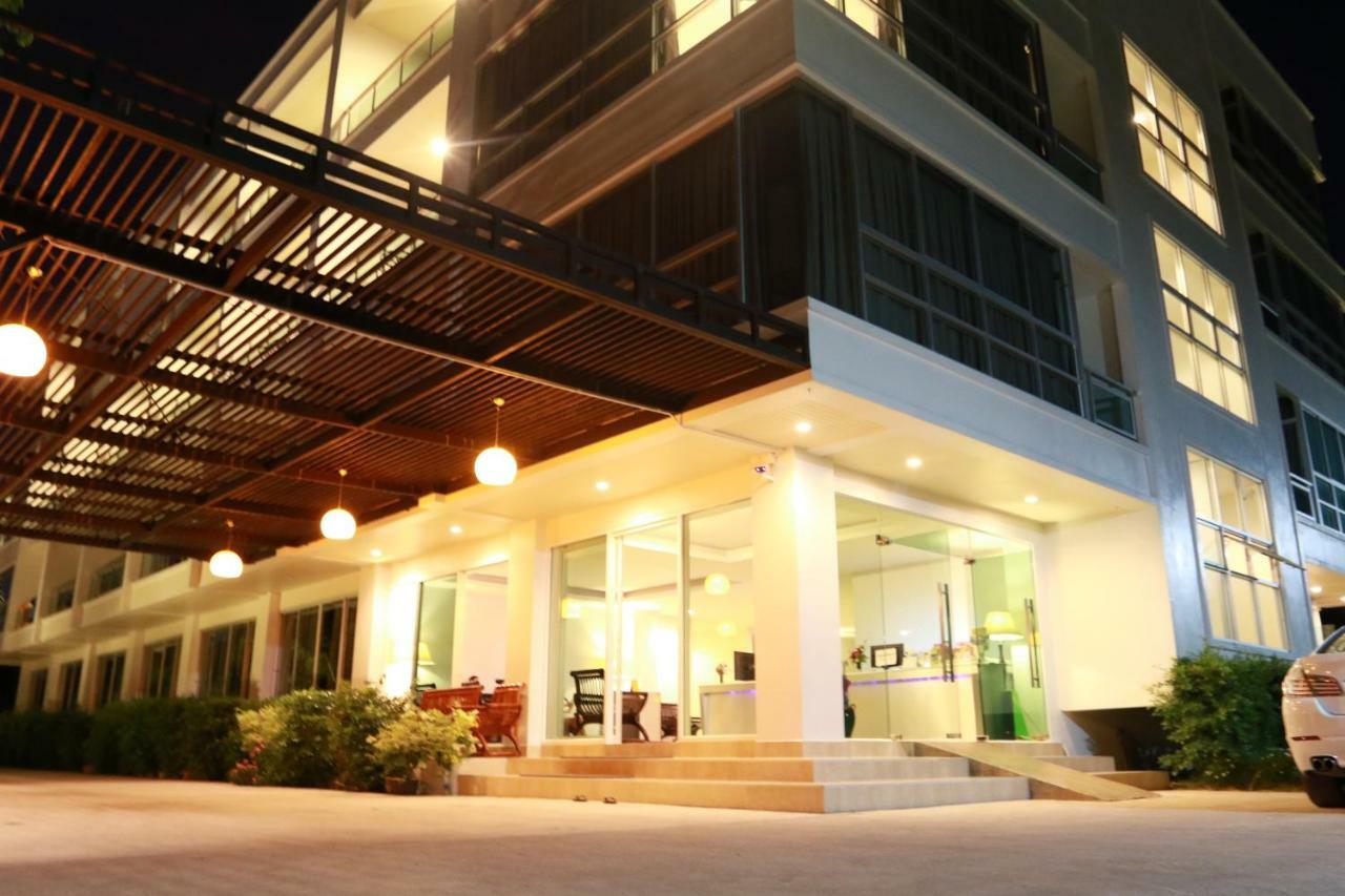 The Pano Hotel & Residence Ao Nang Exterior foto