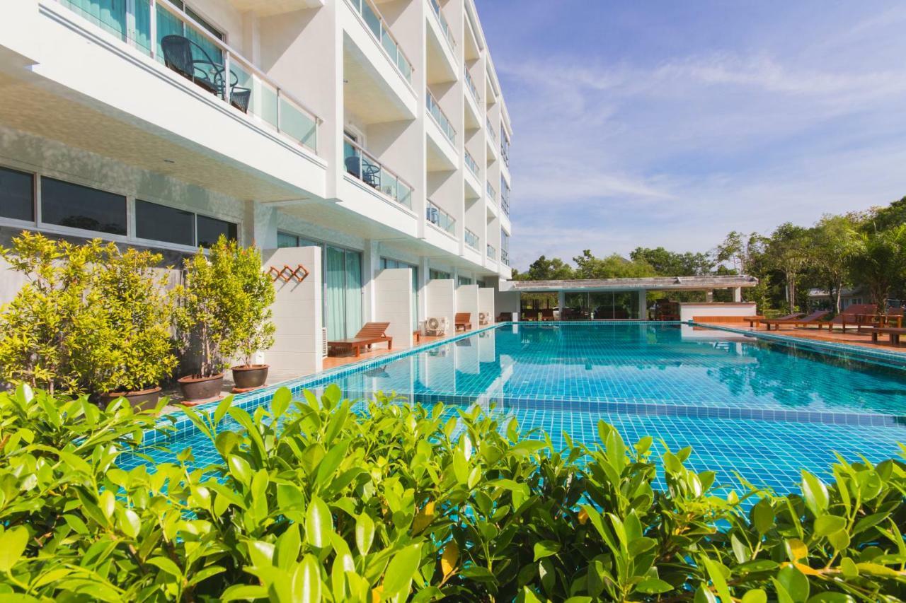 The Pano Hotel & Residence Ao Nang Exterior foto